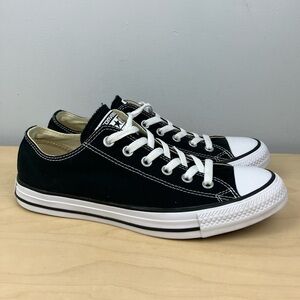 Converse Women’s Size 10.0 All Star Chuck Taylor Low Top Black & White Shoes